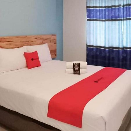 RedDoorz @ Jalan Brigjend Katamso Medan 2 Hotel Bagian luar foto